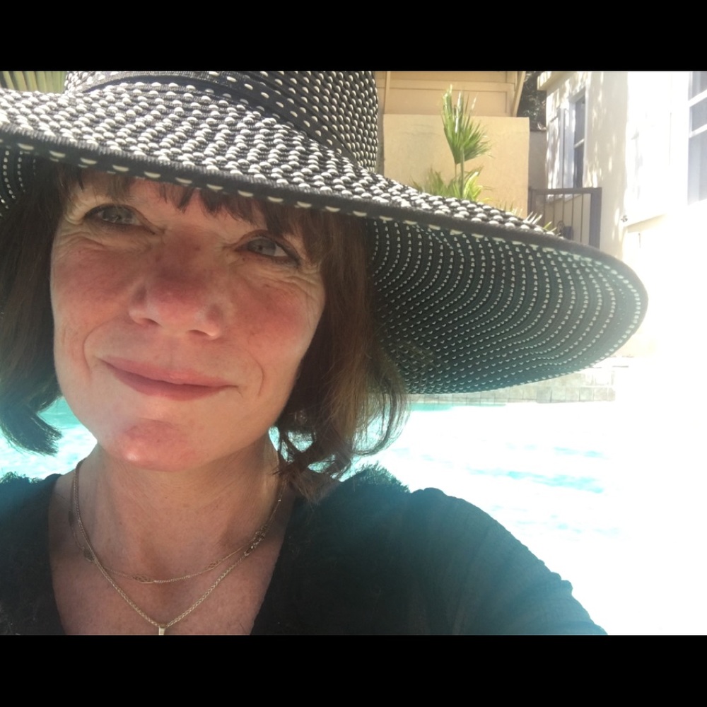 Meet your Posher, Julie